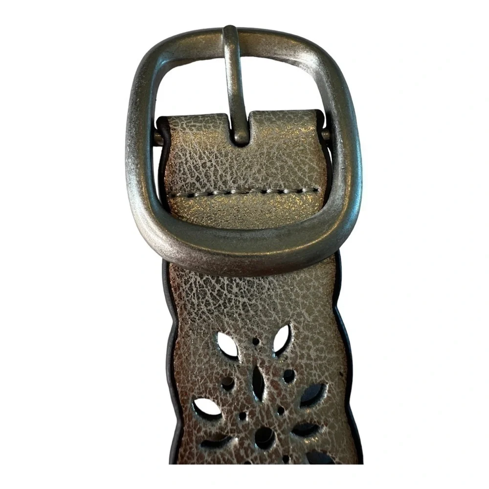 Leather Metallic Silver Scalloped Western Belt with Cutouts